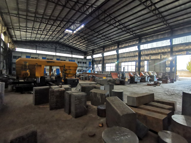 廠區(qū)設(shè)備